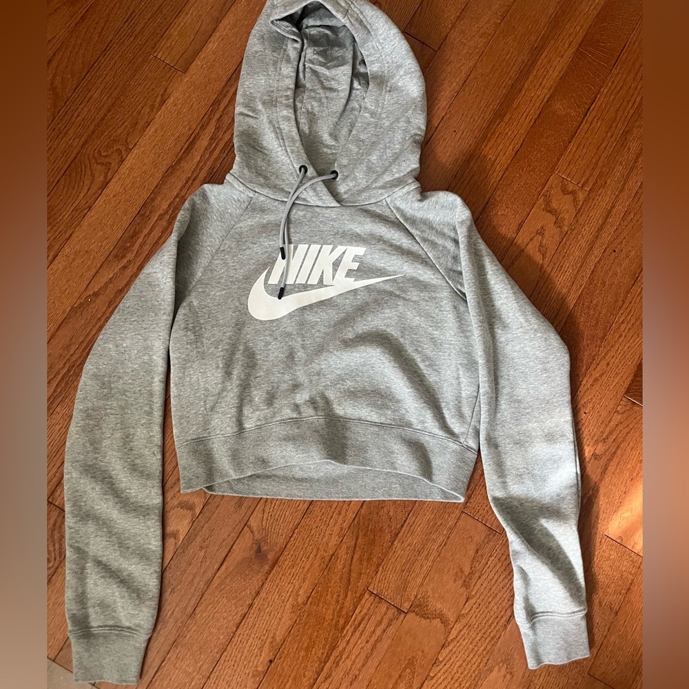 Grey cropped Nike hoodie